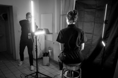 Norman Posselt is making a portrait of Katie Menzies (one half of Cabeza Patata) at beyond tellerrand Düsseldorf 2022