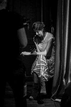 Nadieh Bremer waiting to go on stage at beyond tellerrand Berlin 2022