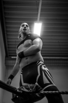 Yuval Goldshmit poses in the ring
