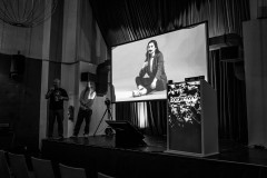 A video interview with Ava Jaff is shown on the screen at border:none 2023 in Nuremberg
